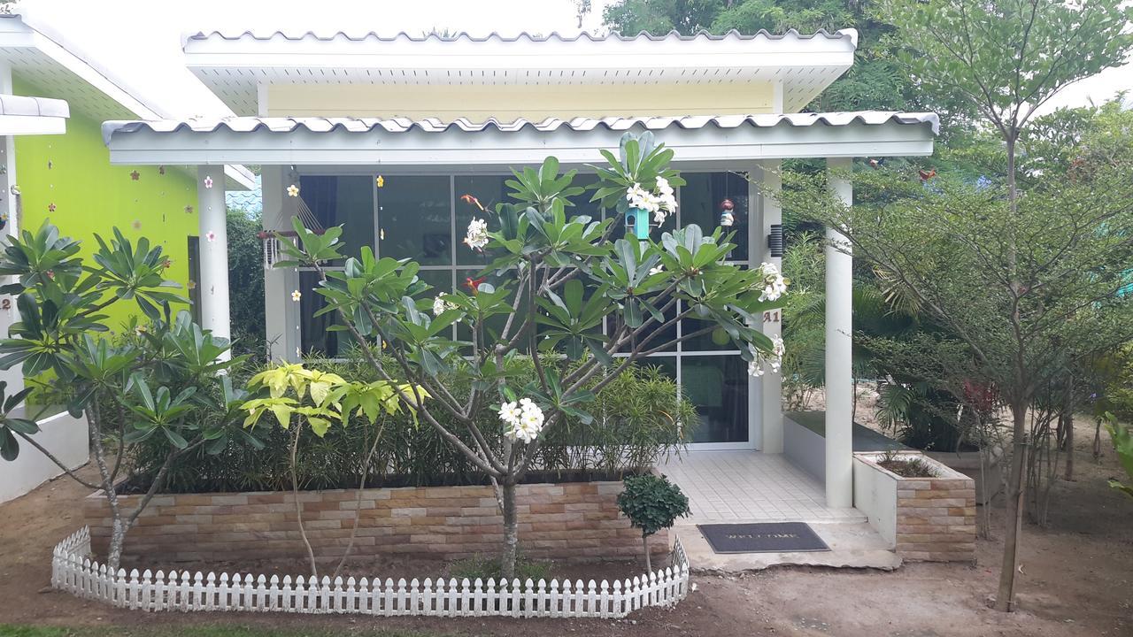 Sports Bar & Resort Pakchong Exterior photo
